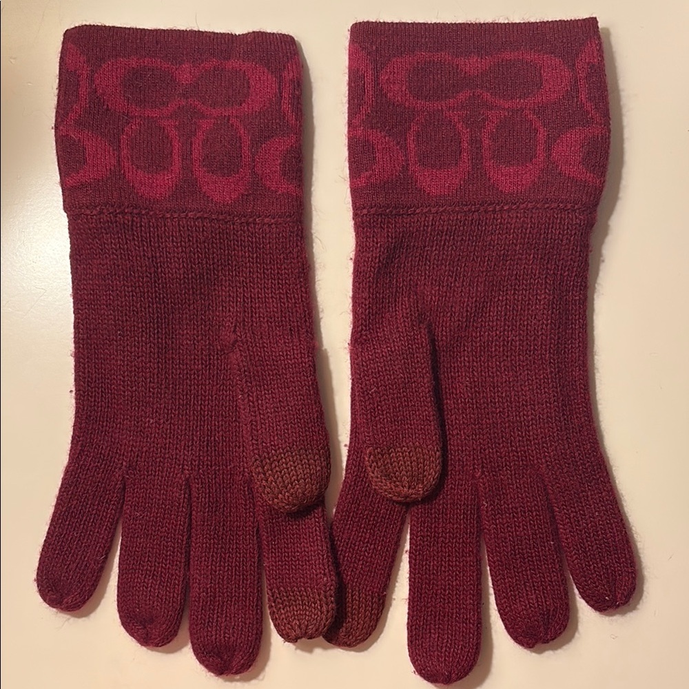 Coach knit tech women’s gloves